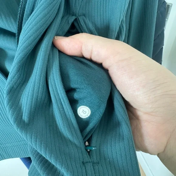 lululemon cropped define teal ribbed full-zip bomber jacket - Picture 3 of 5